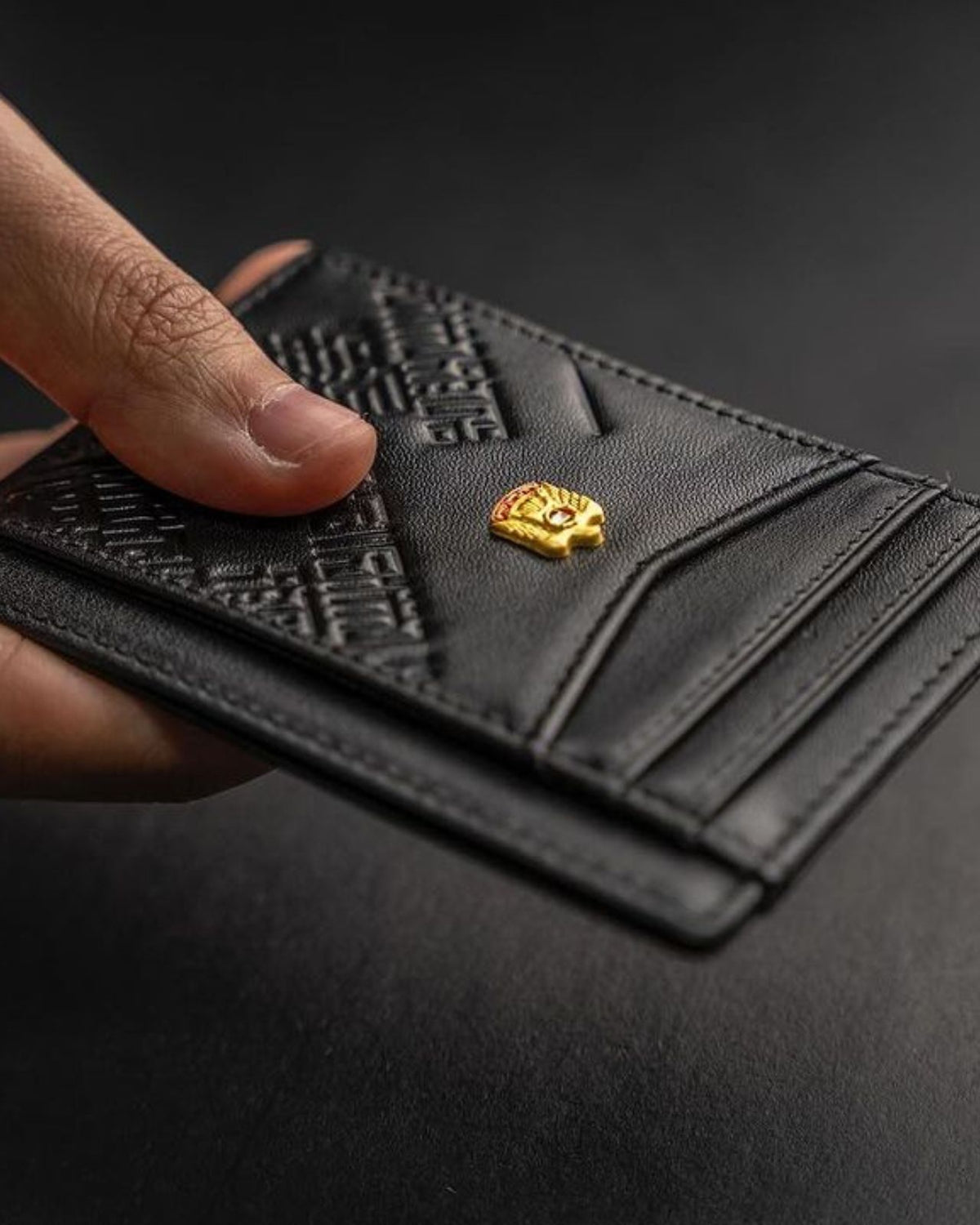 حامل بطاقة الإمارات العربية المتحدة