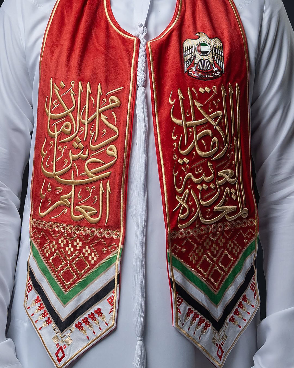 🇦🇪 شال الإمارات الفاخر