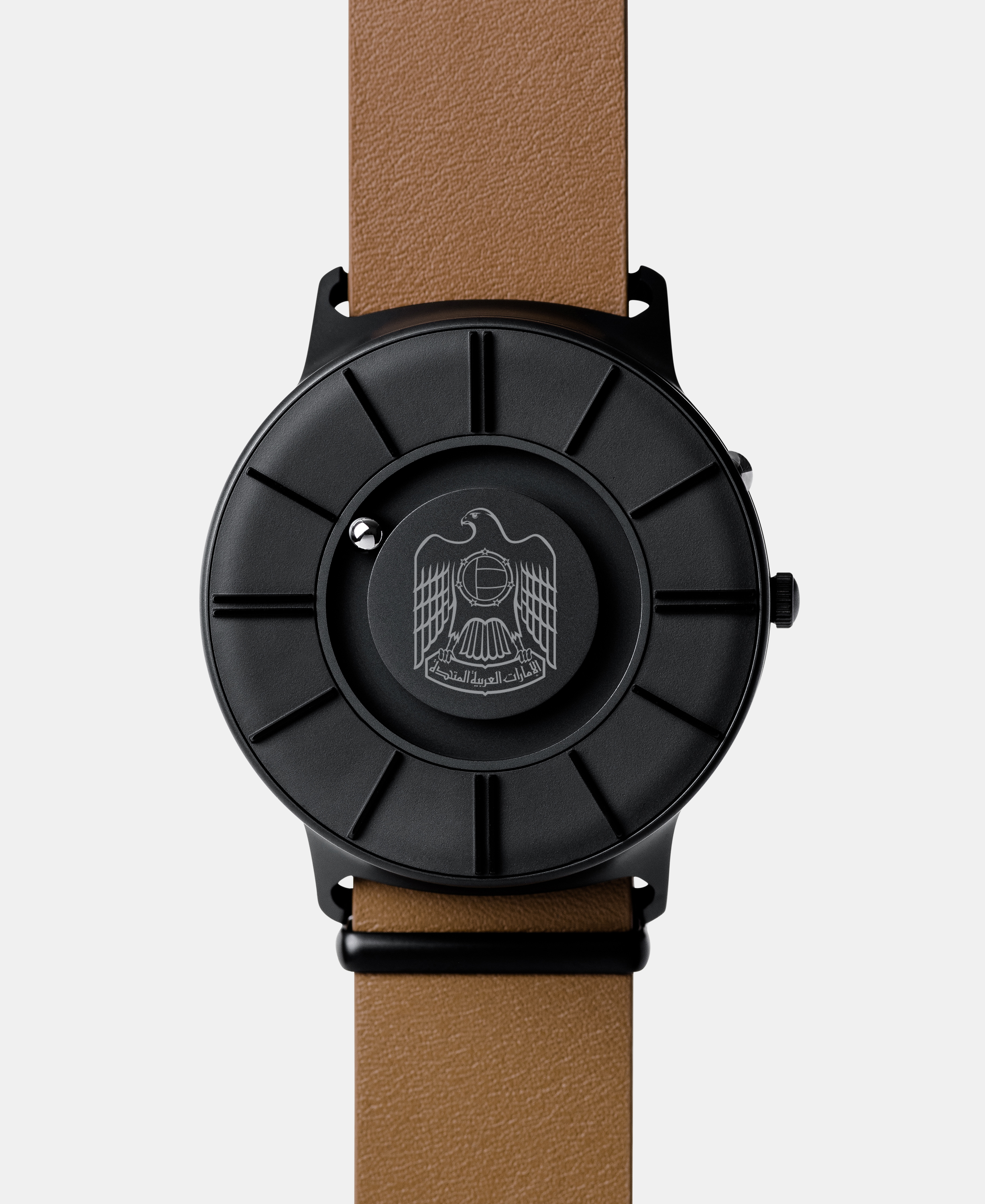ساعة إي وان برادلي أبيكس جلد تان الإمارات العربية المتحدة