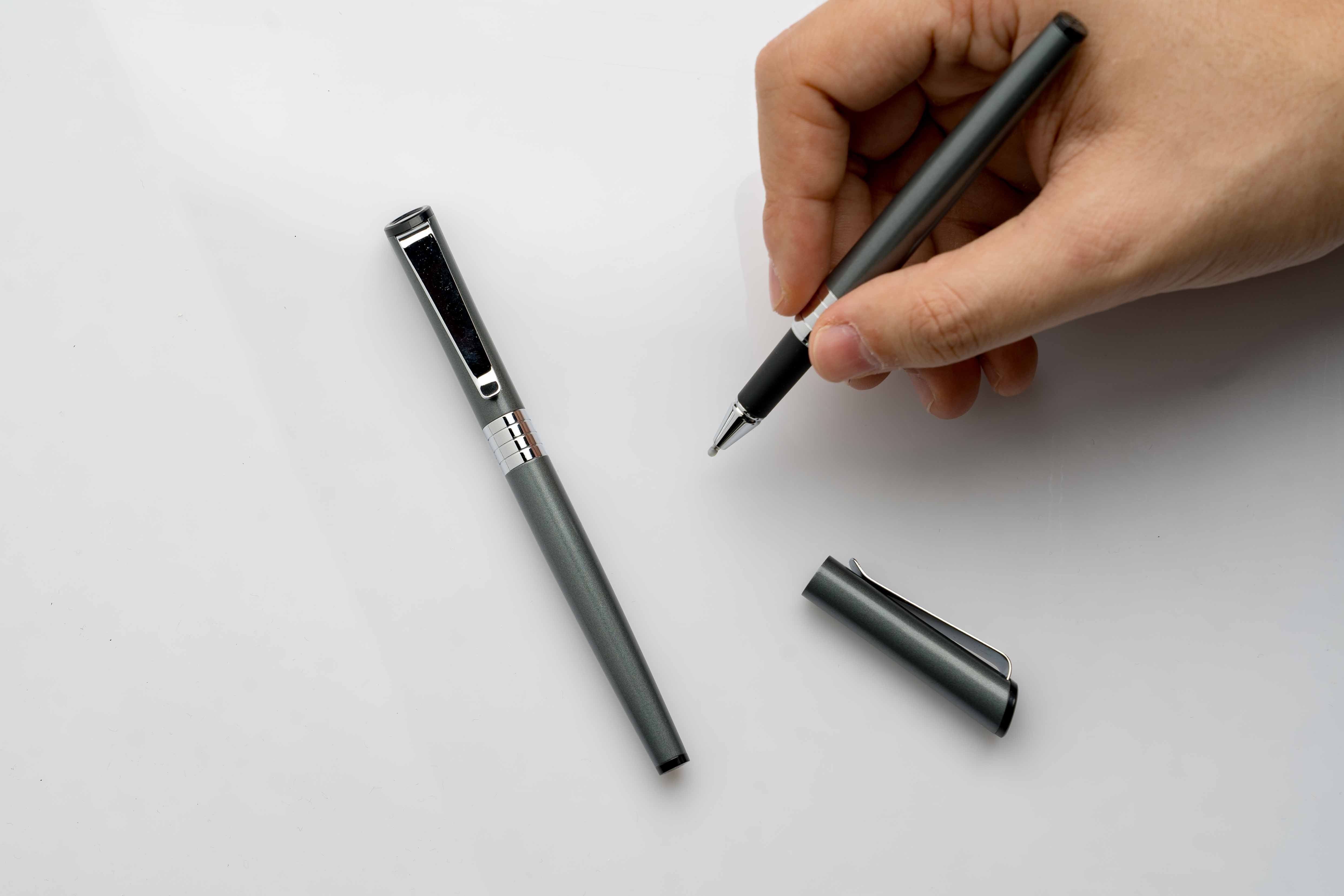 Luxo Roller Metal Pen