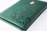 حامل جواز سفر سعودي أخضر